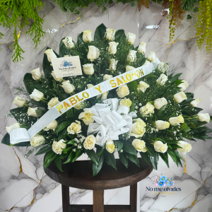 Abanico Funebre Rosas Blancas en Cali