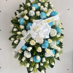 Corona Rosas Blancas y Hortensias Azules