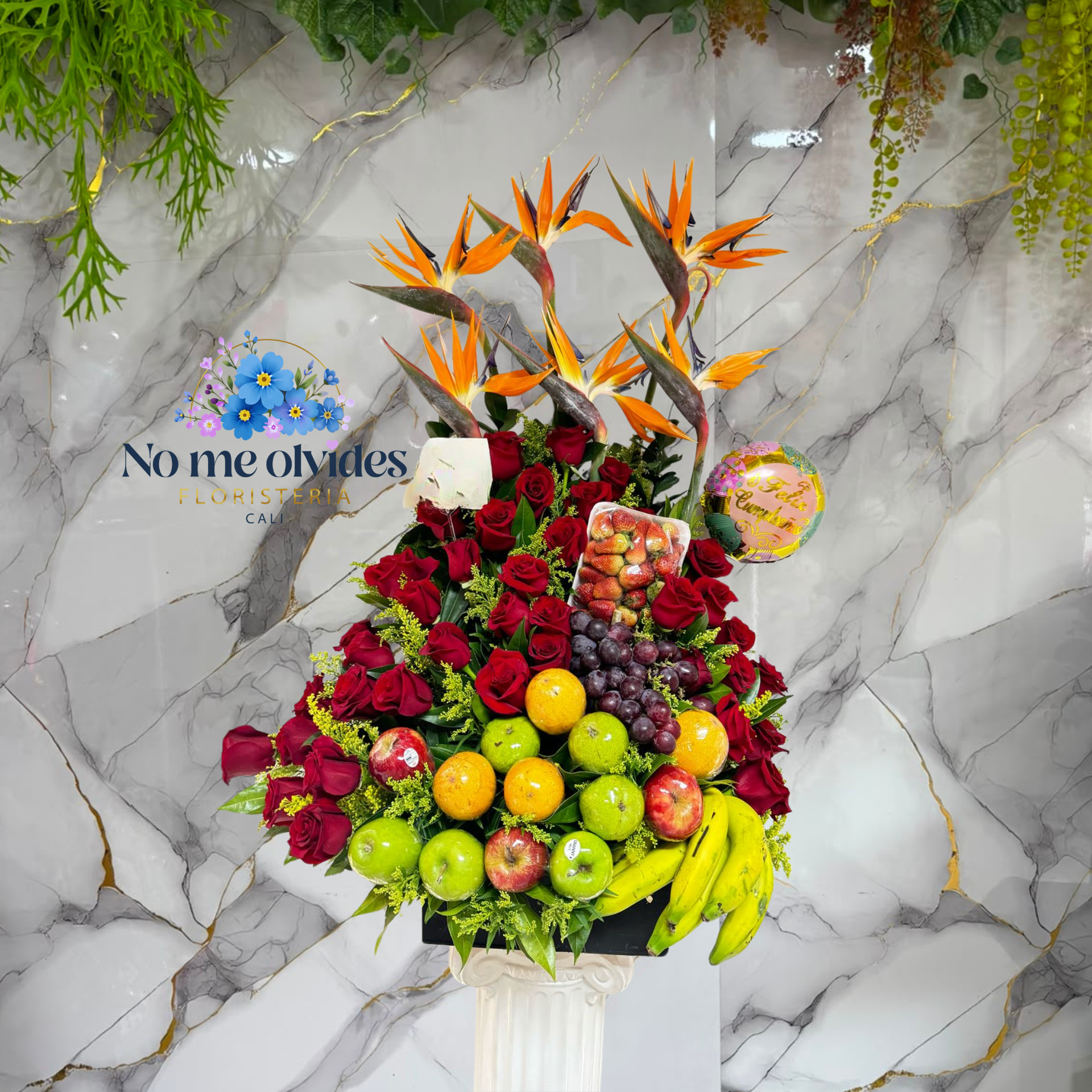 Arreglo Exclusivo de Rosas y Frutas en Cali