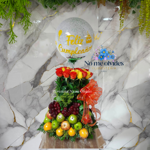 Arreglo Floral Premium con Frutas y Rosas en Cali