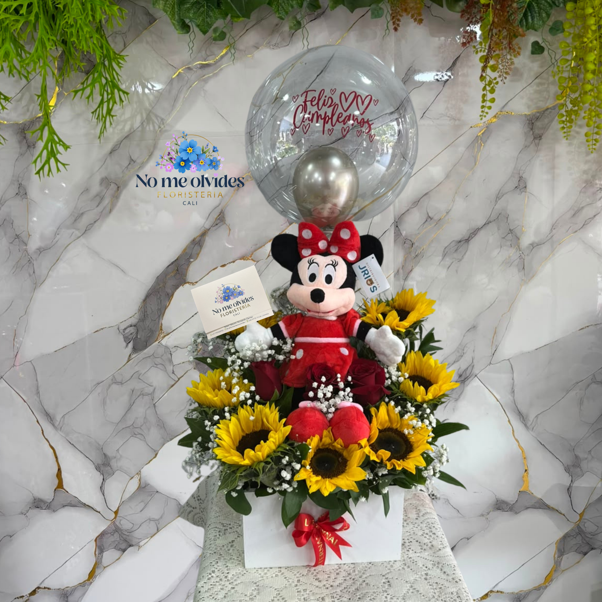 Arreglo Floral en Girasoles con Peluche en Cali