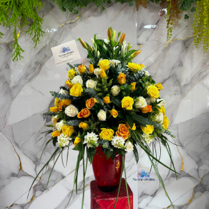 Arreglo Floral Redondo con Jarron de Vidrio en Cali