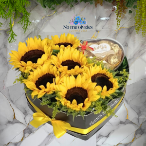 Corazon de Girasoles y Chocolates