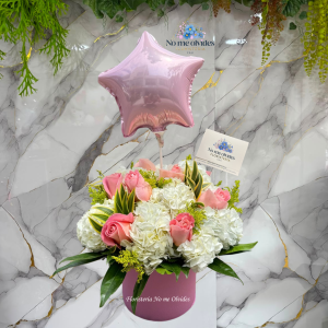 Arreglo Hortensia y rosas 💞
