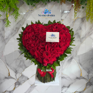 Arreglo Floral 3D Corazón de Rosas Rojas en Cali