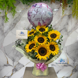Arreglo Elegante de Girasoles