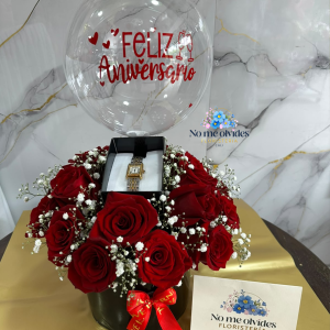 Arreglo Redondo de Rosas Rojas con Reloj